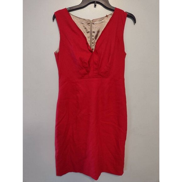 Tahari Size 8 Red V Neck Knee Length Dress - Picture 1 of 4